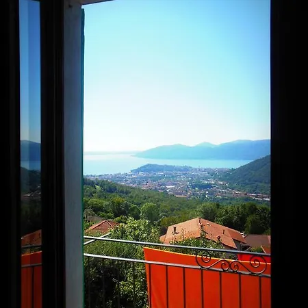 Giardino Sul Lago Bed & Breakfast Verbania